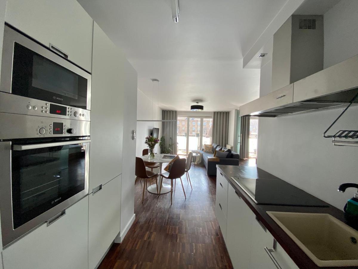 Aravel Suites Breslavia Esterno foto