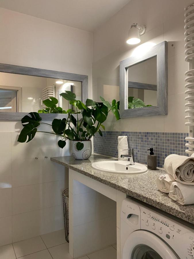 Aravel Suites Breslavia Esterno foto