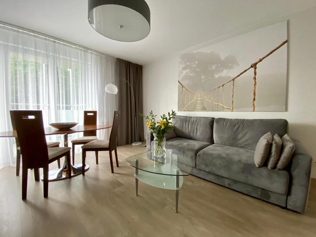 Aravel Suites Breslavia Esterno foto